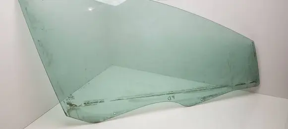 Citroen C5 Front door window glass four-door 43R000929 DOT39AS2M34