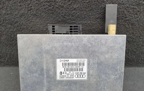 Audi A3 S3 8P Bluetooth control unit module 8P0862335C 8P0035503E
