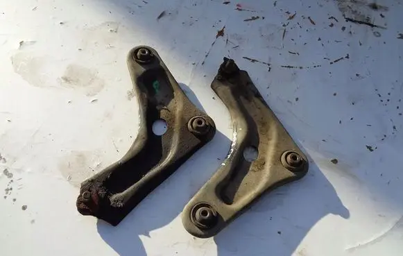 Peugeot 207 Front control arm