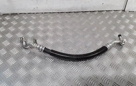 Jeep Grand Cherokee Air conditioning (A/C) pipe/hose 68161176AA