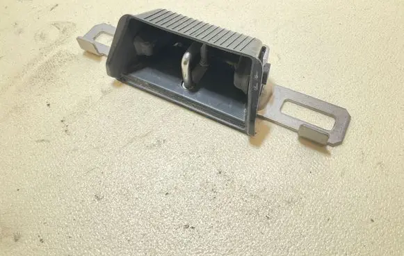 Polestar 2 Trunk lock loop 32239635 210731