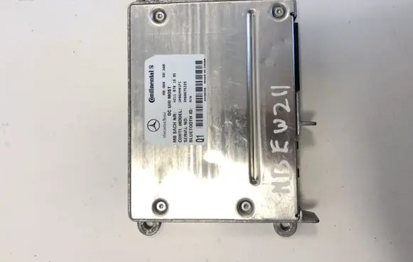Mercedes-Benz E W211 Bluetooth control unit module A2118701885