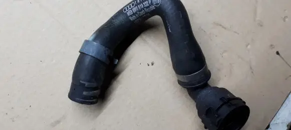 Audi A4 S4 B9 Engine coolant pipe/hose 8W0819332P