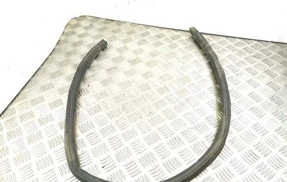 Peugeot 508 II Engine compartment rubber 