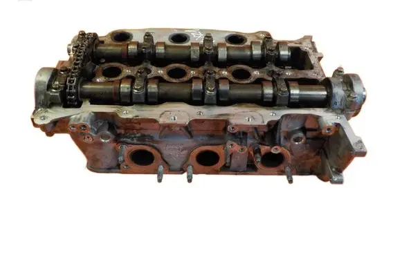Land Rover Range Rover Evoque L538 Engine head 9X2Q6090DA 306DT