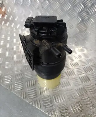 Opel Insignia B Fuel filter 84186991