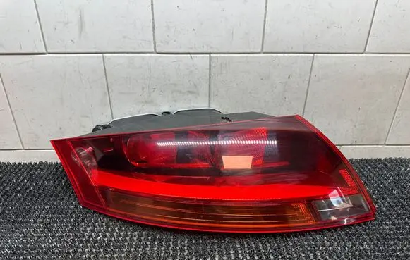 Audi TT TTS Mk2 Rear/tail lights 8J0945095C