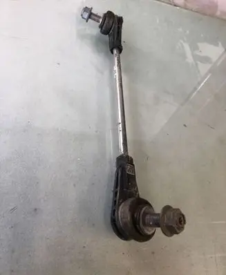 BMW X4 G02 Front anti-roll bar/stabilizer link 688109101