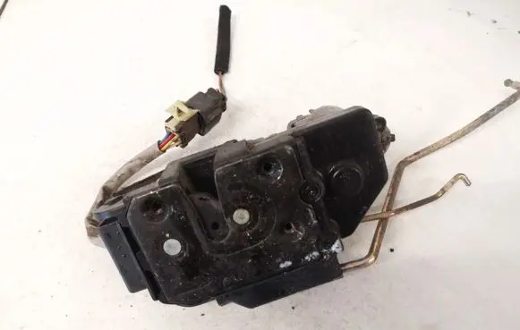 Hyundai Getz Front door lock