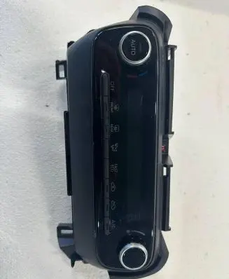 Toyota Yaris XP210 Climate control unit 55900K0270 1616J13