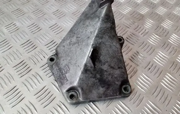 Audi A6 S6 C5 4B Engine mounting bracket 4B0199307C