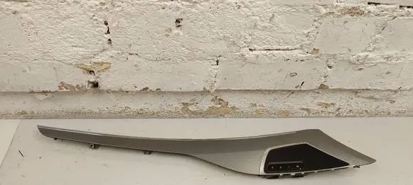 Volvo XC90 Front door trim bar 31407857