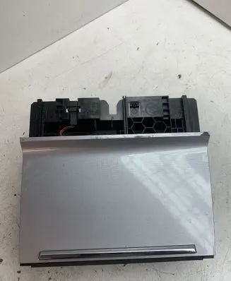 Skoda Octavia Mk3 (5E) Ashtray (front) 5E1863077B