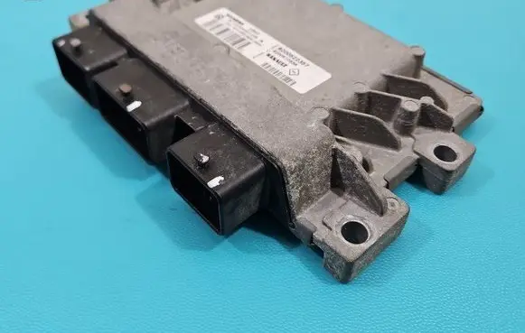 Renault Clio III Engine control unit/module ECU 8200522357 IMPRK1501455