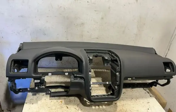 Volkswagen Golf V Dashboard 1K1858295