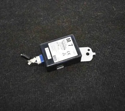 Toyota RAV 4 (XA40) Other devices
