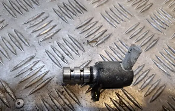 Audi A8 S8 D4 4H Camshaft vanos timing valve 06H115243J