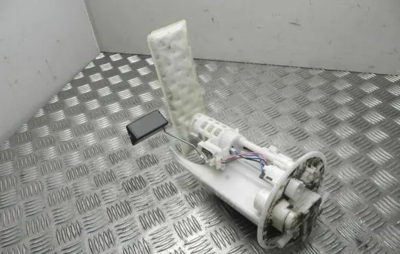 Toyota Yaris In-tank fuel pump 777040D070 VD20630