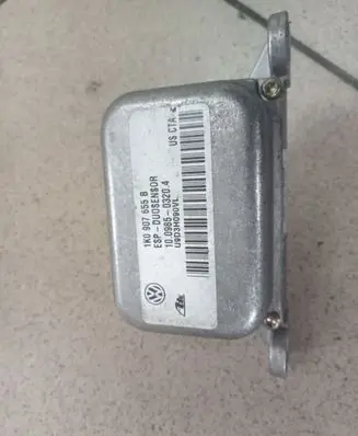 Volkswagen Touran I ESP acceleration yaw rate sensor 1K0907655B