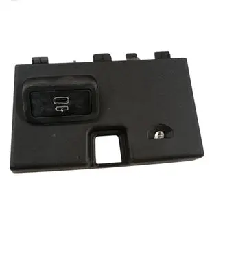 BMW i4 USB socket connector 6807232 51166807232