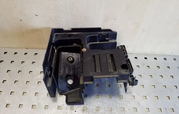 Audi A3 S3 A3 Sportback 8P Fuse box set 1K0907361B
