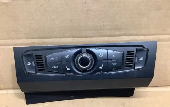 Audi A4 S4 B8 8K Climate control unit 8T1820043AA