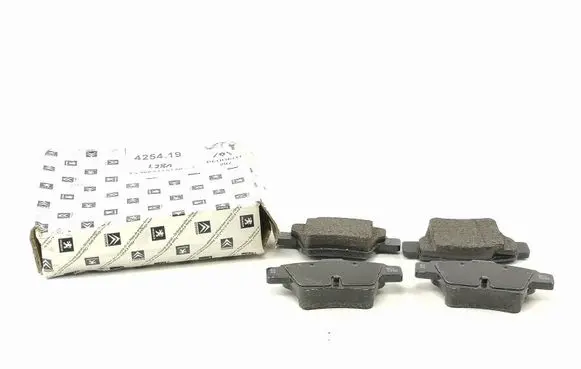 Peugeot 207 Brake pads (rear) 4254.19