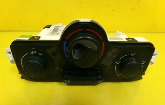 Renault Scenic II - Grand scenic II Climate control unit 69580001 6E3HG4 6665720