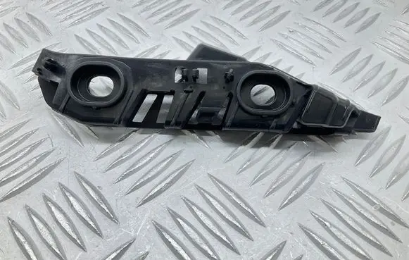 Volkswagen PASSAT B8 Front bumper mounting bracket 3G0807050