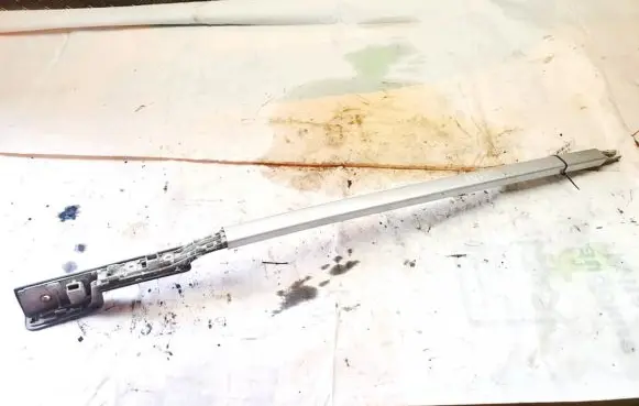Nissan Qashqai Roof bar rail