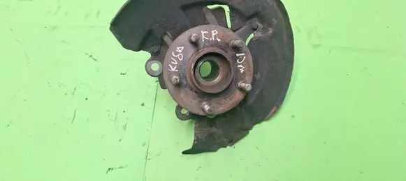 Front wheel hub spindle knuckle