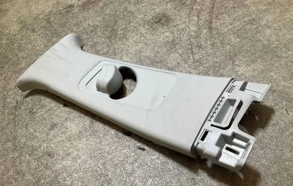 Hyundai Kona II (B) pillar trim (top) 85831HF000