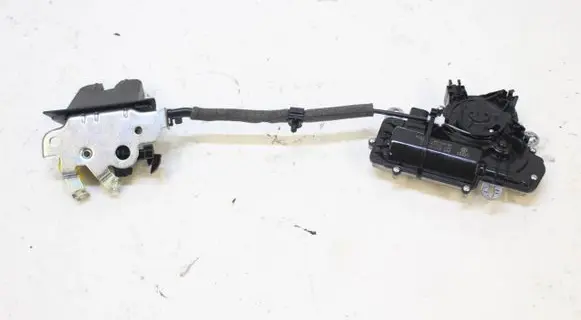 Audi A4 S4 B9 Tailgate/trunk/boot lock/catch/latch 3V5827887B