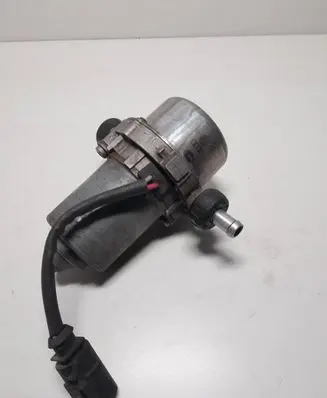 Audi A4 S4 B6 8E 8H Vacuum pump 8E0927317H 112111396