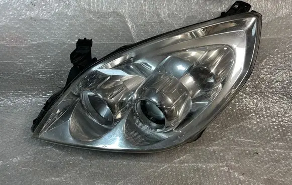 Opel Vectra C Headlight/headlamp