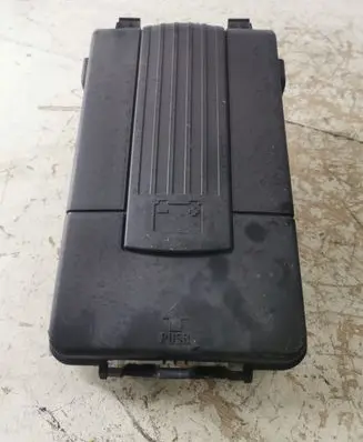 Volkswagen Golf V Battery box tray cover/lid 1K0951443C