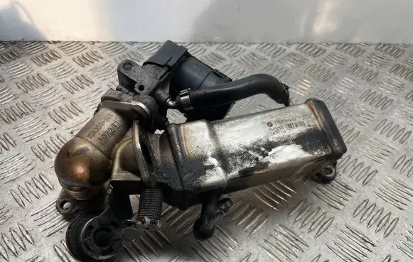 BMW 7 F01 F02 F03 F04 EGR valve cooler 7805446 7810871