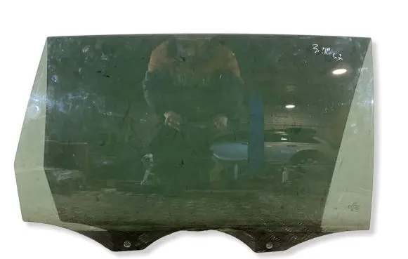 Audi Q7 4L Rear door window glass AS3