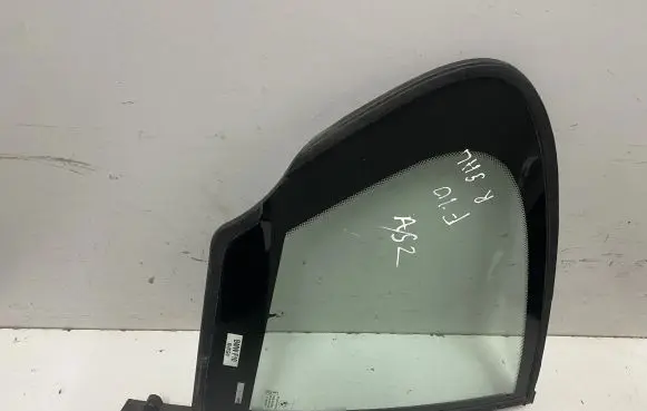 BMW 5 F10 F11 Rear vent window glass 7311246