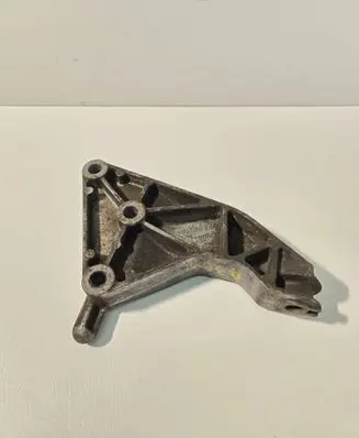 Opel Astra G Gearbox mounting bracket 90575234 2581