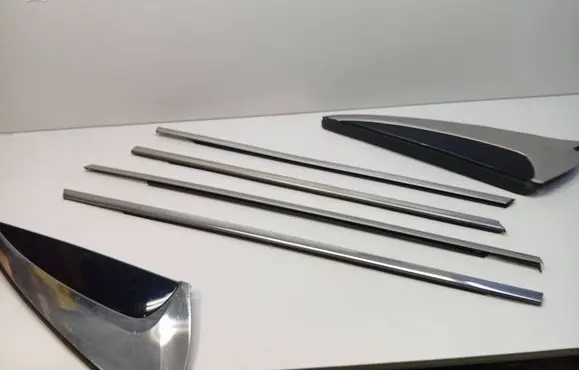 Citroen C4 II Picasso Rear door glass trim molding 9677094780 9677094680 9677090980