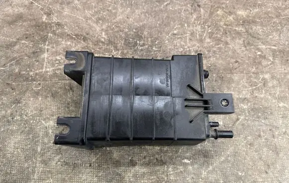 Ford Focus Active carbon filter fuel vapour canister JX619E857GA