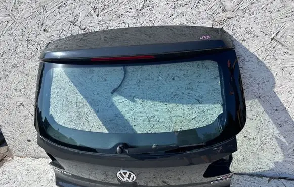 Volkswagen Tiguan Truck tailgate 