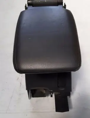 Volkswagen Jetta V Armrest 