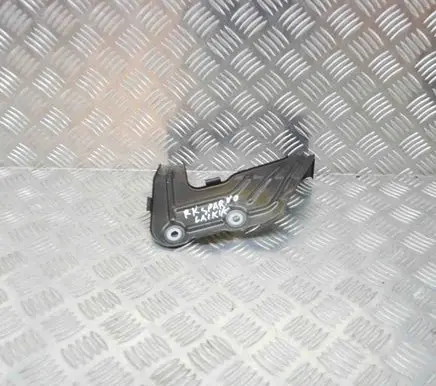 BMW X4 G02 Fender mounting bracket 7424677
