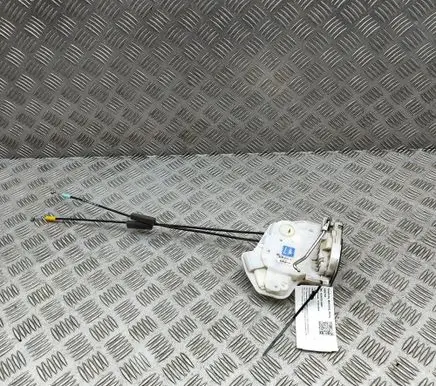 Mitsubishi L200 Rear door lock 5745A648