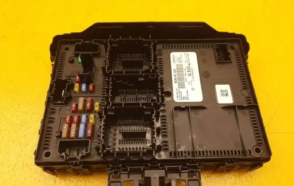 Ford Focus Comfort/convenience module NU5T15604BJCG