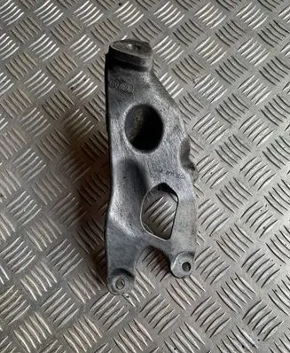 Audi A4 S4 B8 8K Engine mounting bracket 8K0199307BK 8K0199307