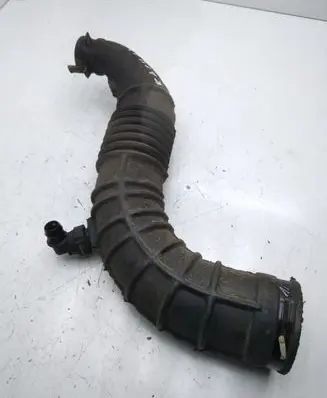 Nissan Qashqai Turbo air intake inlet pipe/hose 8200500384B