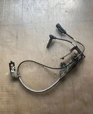 Mitsubishi Outlander ABS brake wheel speed sensor 4670A031 7906106